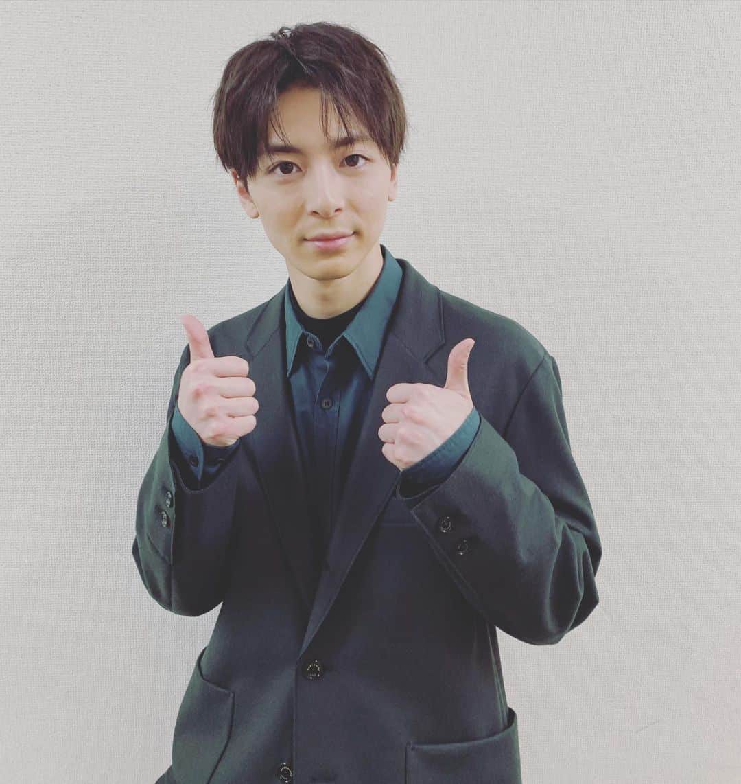 高杉真宙のインスタグラム：「25日より『ナニワ金融道』が一週間限定で劇場公開しております。1話から続き2話3話と公開しておりますので是非‼︎ 高杉、元気に撮影しております。寒くなって参りましたので皆様も体調にお気をつけください。  #ナニワ金融道」
