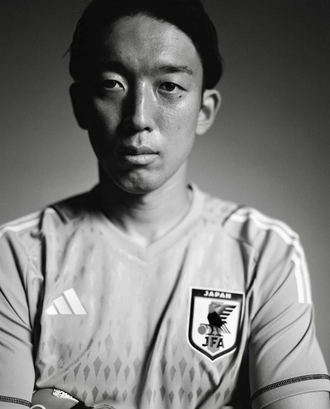 小浪次郎さんのインスタグラム写真 - (小浪次郎Instagram)「Portrait for Soccer Japan National Team. サッカーを本気でやっていた身として彼らは憧れであり希望である。撮影できて光栄でした。応援してます。」11月27日 9時56分 - jirokonami