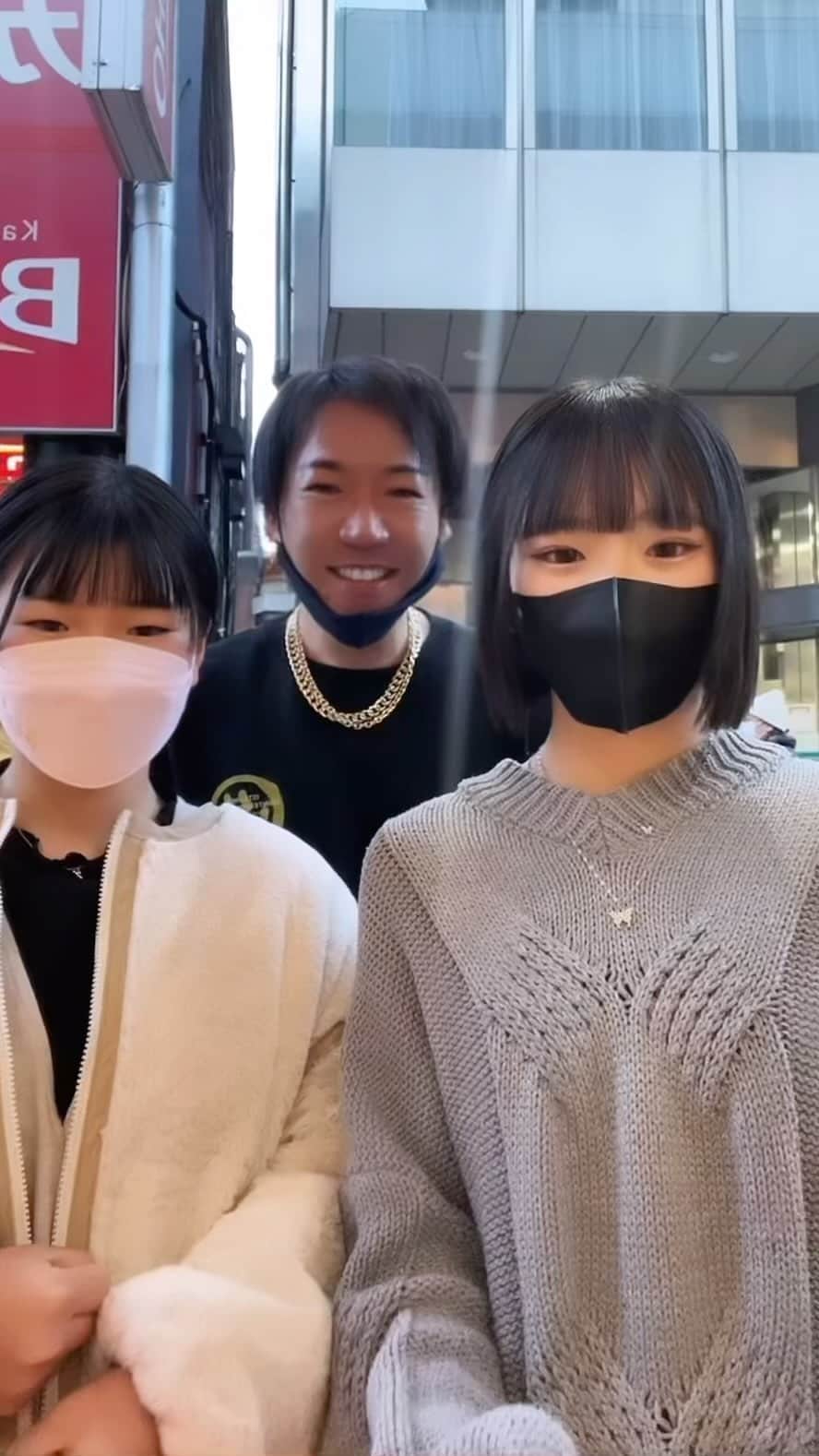 キングケバブ店長のインスタグラム：「jc2のお客さんと踊ってみた😆🥙🫶💗 #キングケバブandオッパチーズ #キングケバブ店長 #リール動画」