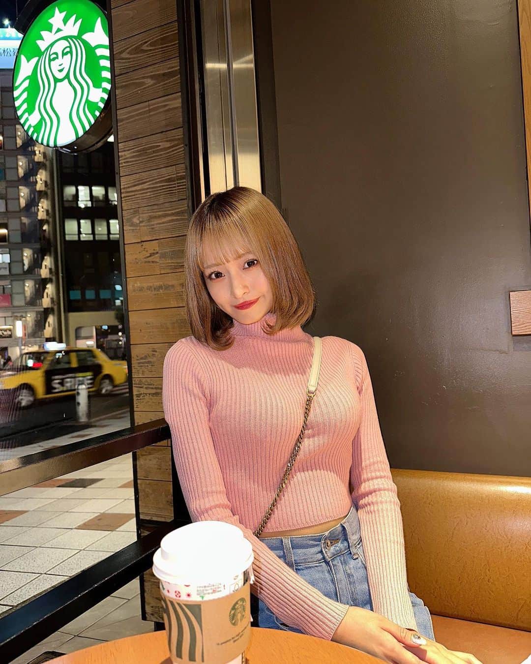 清水里香のインスタグラム：「⁡ ⁡ cafe time🫖💗 ⁡ ⁡ ⁡ ⁡ #スタバ」