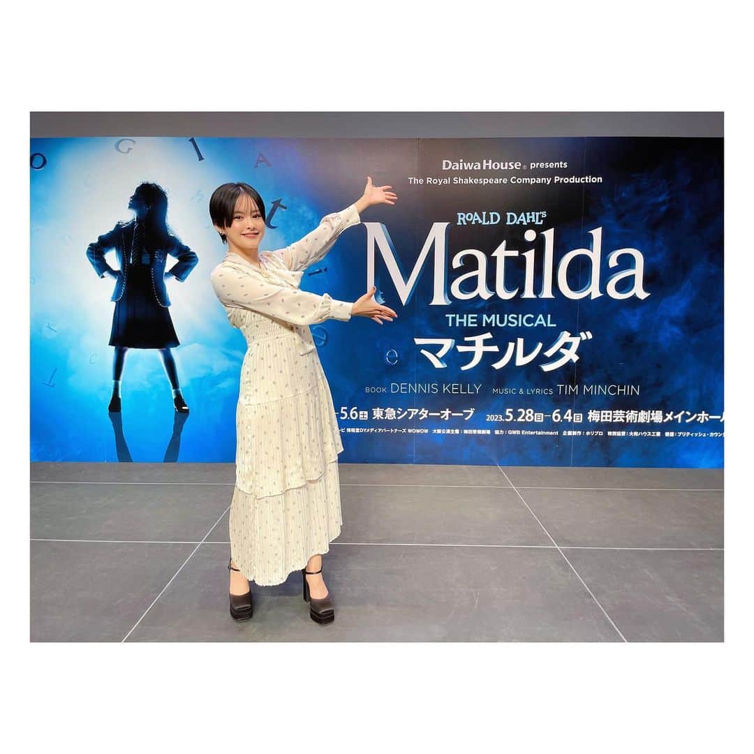 昆夏美のインスタグラム：「. ここ最近の出来事。 . マチルダの制作発表があったり ベルベル・ランデヴーのゲスト出演をしたり (こちら12/3にもお邪魔します🙇🏻‍♀️) サンウンさん @sangwoongjo の コンサートにお邪魔したり。 毎日違う素晴らしい経験を させていただきました🥰 ありがとうございました♡ . . . もうすぐ11月も終わるねー . なんだか髪の短い自分に慣れないな☺︎」