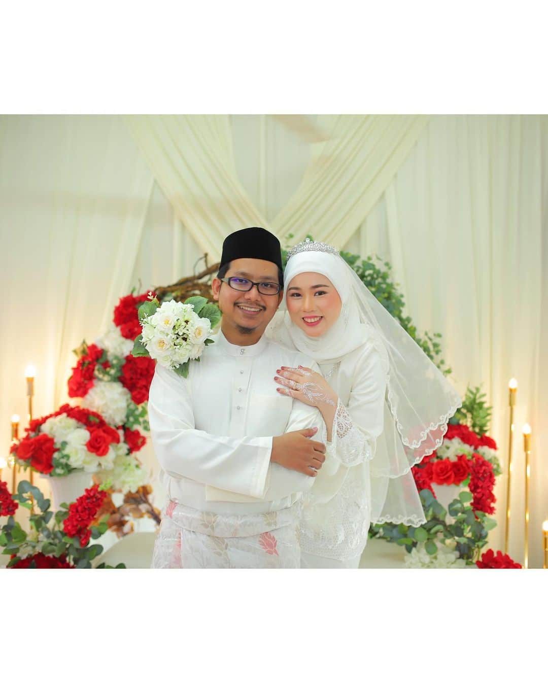sunaさんのインスタグラム写真 - (sunaInstagram)「Wedding photo③👰‍♀️🤵‍♂️ Last inside shooting📸 (Pair❤︎)  @rafe_photographer  📍Johor, Malaysia  #Malaysia #Ramadan #Muslim #Muslimrevert #islam  #malaysian  #indonesia」11月27日 21時09分 - sofia_muslimjapan