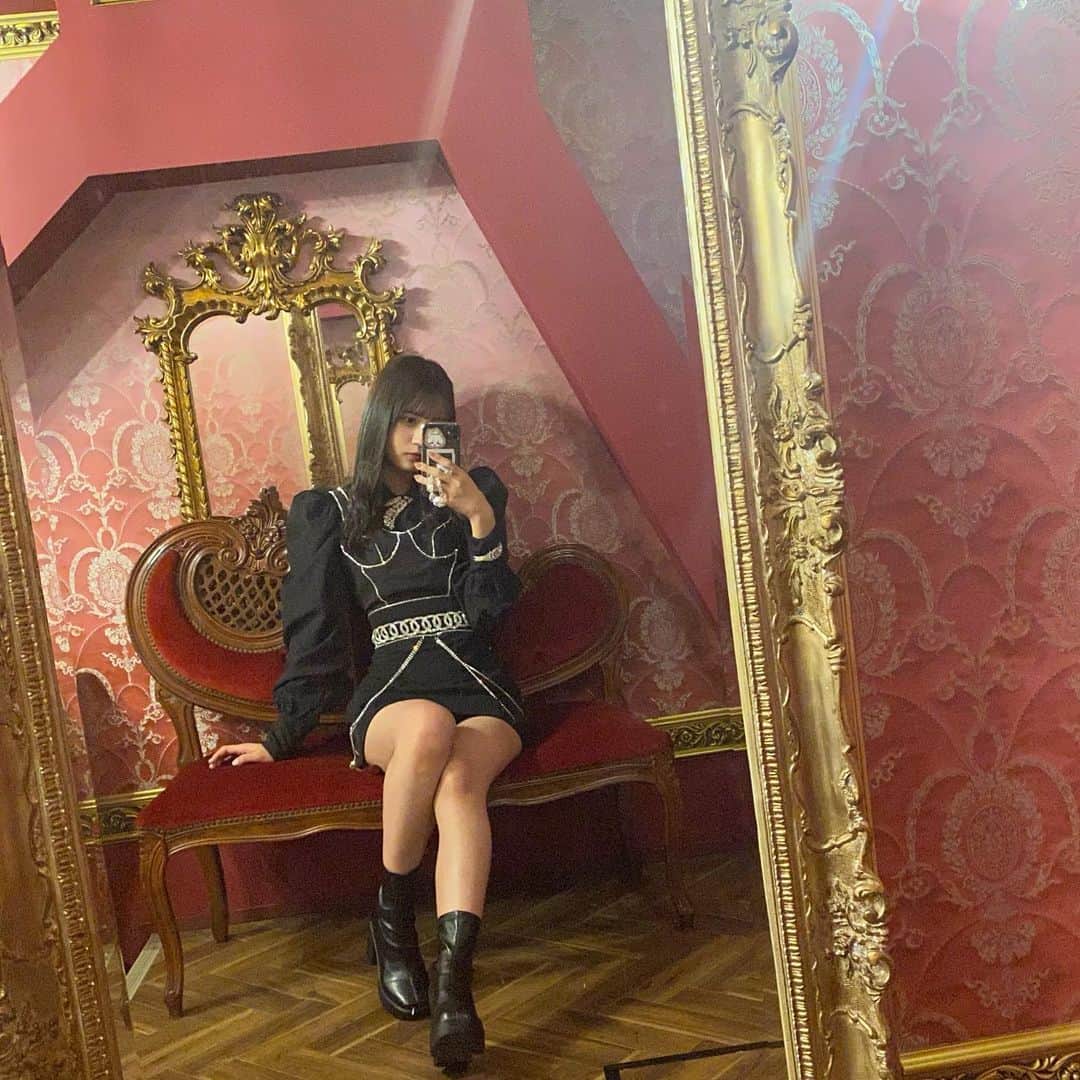 中野愛理のインスタグラム：「🕰」