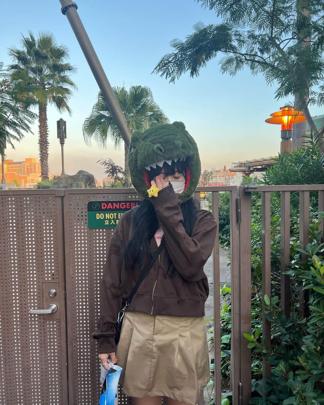 山下恵奈のインスタグラム：「むくえなユニバ最強かも🌍🌈🎀🤍 （ジェラシックパークはまじで罠）」