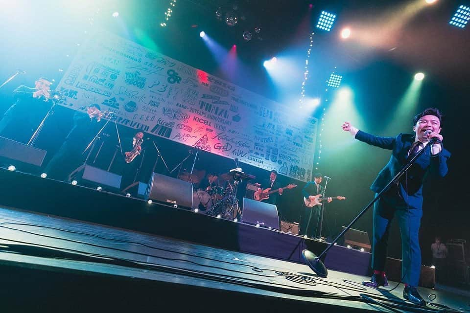 在日ファンクのインスタグラム：「2022.11.23 KAKUBARHYTHM 20years Anniversary Special Vol.10 Final at TACHIKAWA STAGE GARDEN  写真：廣田達也  #meiehara  #カクバリズム20周年  #在日ファンク」