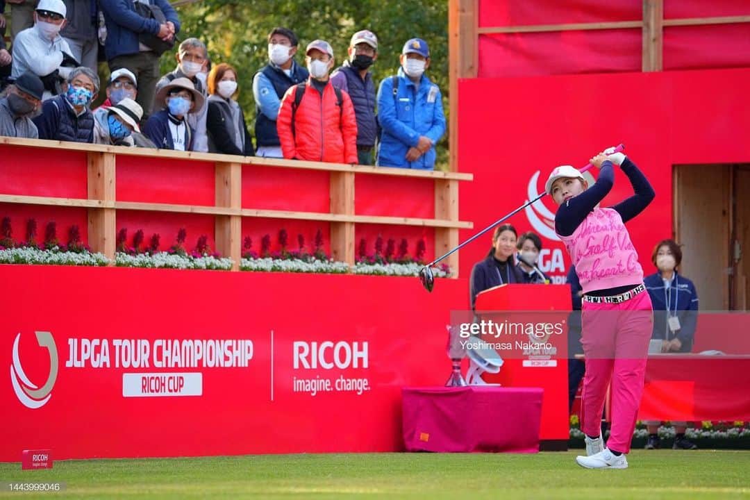 古江彩佳のインスタグラム：「JLPGAツアーチャンピオンシップリコーカップ⛳️  私の挑戦をいつも温かく応援してくださる多くの方々の支えにより、日本女子ツアー2022年シーズンを全力でプレーすることができました。 ありがとうございました😊  新しい目標や課題に、全力で挑戦することできることに感謝して、これからも笑顔で歩み続けれるように頑張ります。  今年も一年、ありがとうございました❣️」