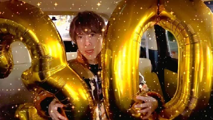 貴水博之のインスタグラム：「30周年ワーイ😉🎉🎉🎉🎉🎉‼️‼️‼️ access shipに乗り込んだ立川2days🎉🎉🎉 みんな最高でしたアアアッ🎉🎉🎉 これからも光る願いをつかまえて😉🎉🎉🎉 次は中野サンプラザで逢いましょう‼️‼️‼️  #access #30周年ワーイ #accessでよかった  #貴水博之」