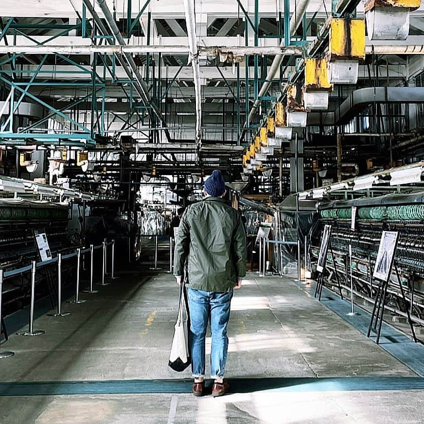 のインスタグラム：「☺︎ 富岡製糸場へ。 . #富岡製糸場 #群馬観光 . #barbour #バブアー #warehouse #ウエアハウス #llbean #エルエルビーン  #paraboot #パラブーツ」