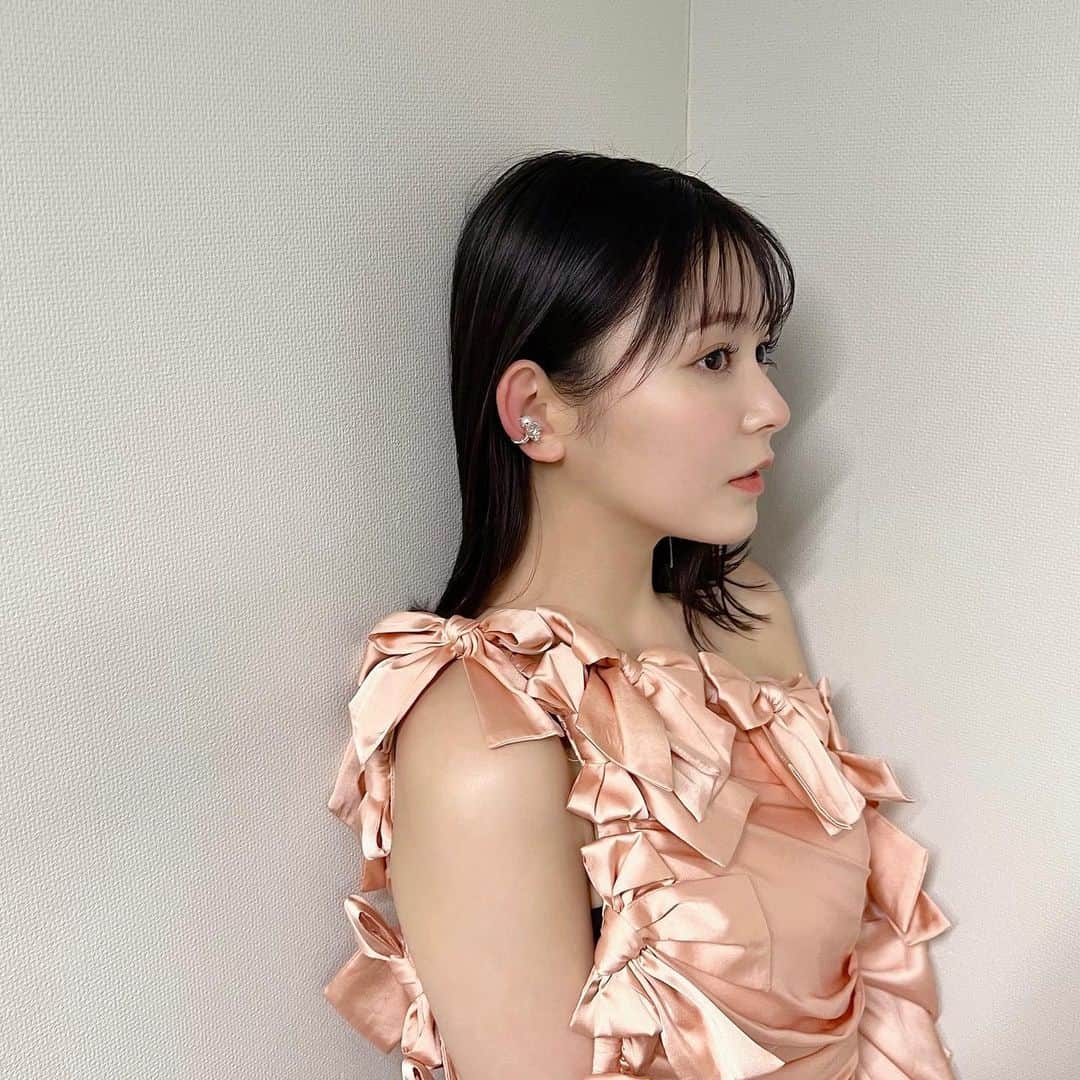 久間田琳加のインスタグラム：「🎀 お話しましょ〜！」