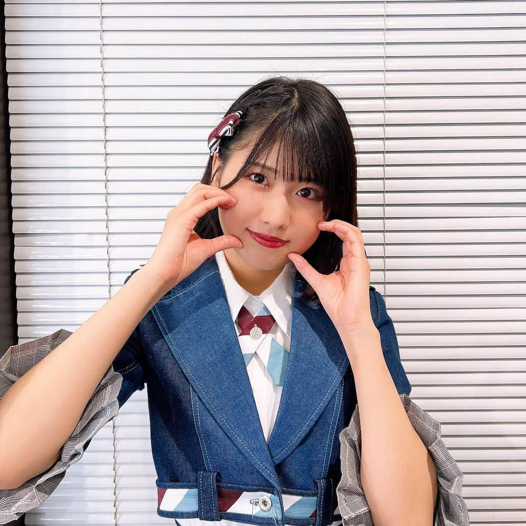 高橋彩香のインスタグラム：「#IDOLSUPERLIVE  最高に熱くて素敵なイベントでした💕  今回のセトリは Only todayがお気に入りなんだけどみんなはどうですか？？  衣装も可愛くてアガりました☺️🫶✨️   #さやりん  #高橋彩香  #髙橋彩香  #AKB48  #チーム8」