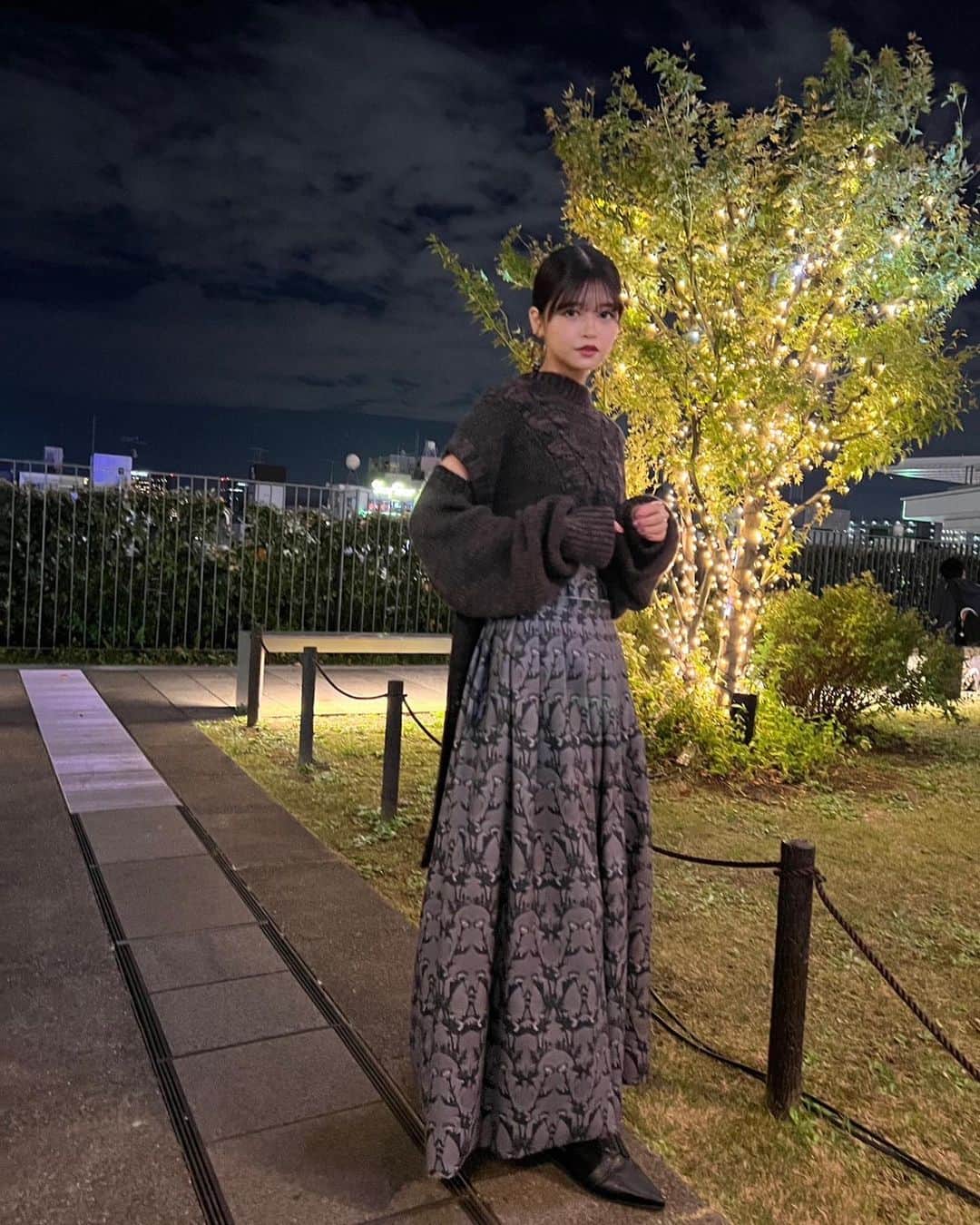 景井ひなのインスタグラム：「_ 昨日のコークRealMagicスタジアム W杯パブリックビューイングイベントの衣装⚽️❤️‍🔥」