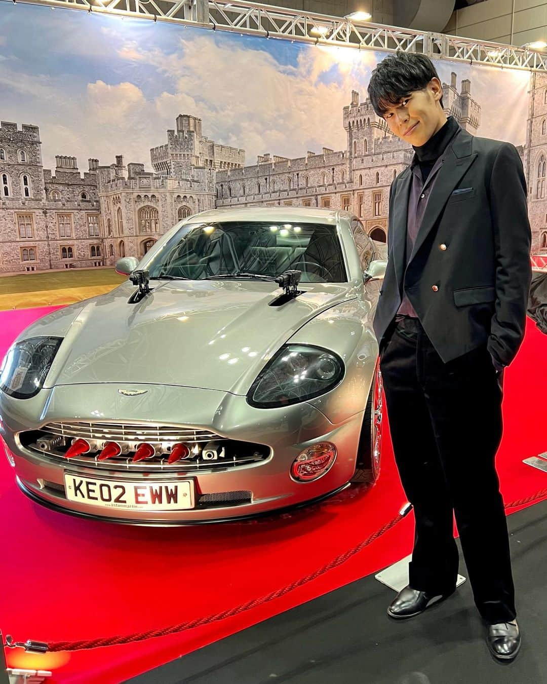 りょうさんのインスタグラム写真 - (りょうInstagram)「ジェームズボンドのAstonMartin Vanquish家に飾りたいな」11月28日 22時18分 - to_ryoo