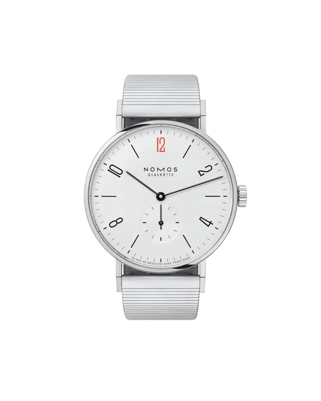 のインスタグラム：「A bracelet gives Tangente 38 – 50 ans de Médecins Sans Frontières a sleek new look. Otherwise, this limited-edition timepiece comes a robust gray textile strap. Either way, each watch supports the work of the emergency aid organization.   #nomos #nomosglashuette #glashütte #nomostangente #doctorswithoutborders #msf #nobelpeace #watchfam #tangente @doctorswithoutborders」