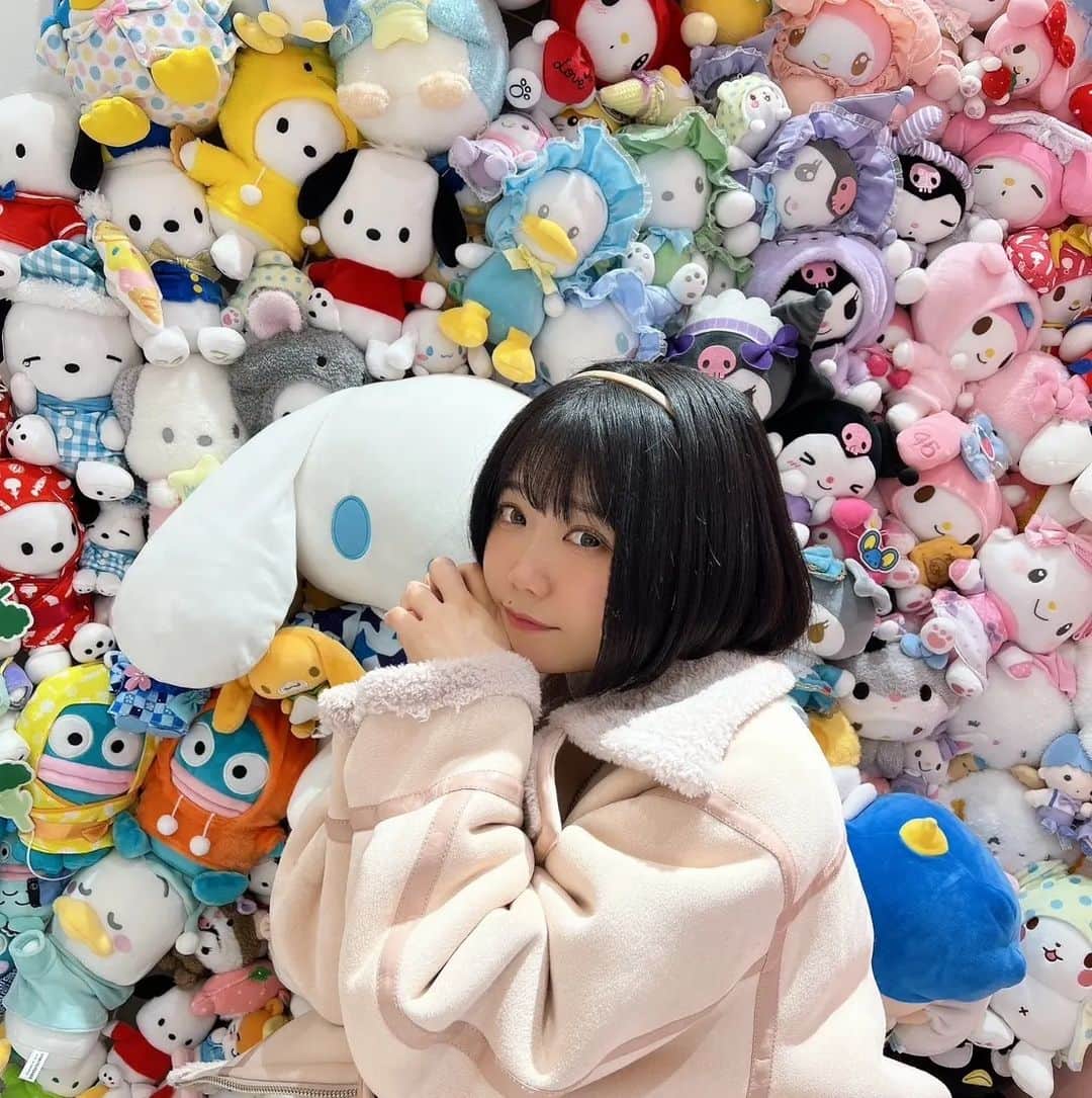 のインスタグラム：「しあわせくうかん𓂃 𖤐 𓂃 ✩ ⋆꙳ 𓂃 ꙳⋆ ✩ 𓂃 𖤐 𓂃⁡ ⁡⁡⁡ ⁡ ⁡#こずりん #峰尾こずえ #ポートレートモデル希望 #カメラマンさんと繋がりたい #撮影依頼募集中 #被写体になります #写真で伝えたい私の世界 #写真撮ってる人と繋がりたい #モデルになりたい #ポートレートしま専科 #ポートレートモデル #被写体 #撮影会モデル #関西モデル #モデルさんと繋がりたい #撮影好きな人と繋がりたい #ファインダー越しの私の世界  #関西写真部share #tiktok #グラビアアイドル」