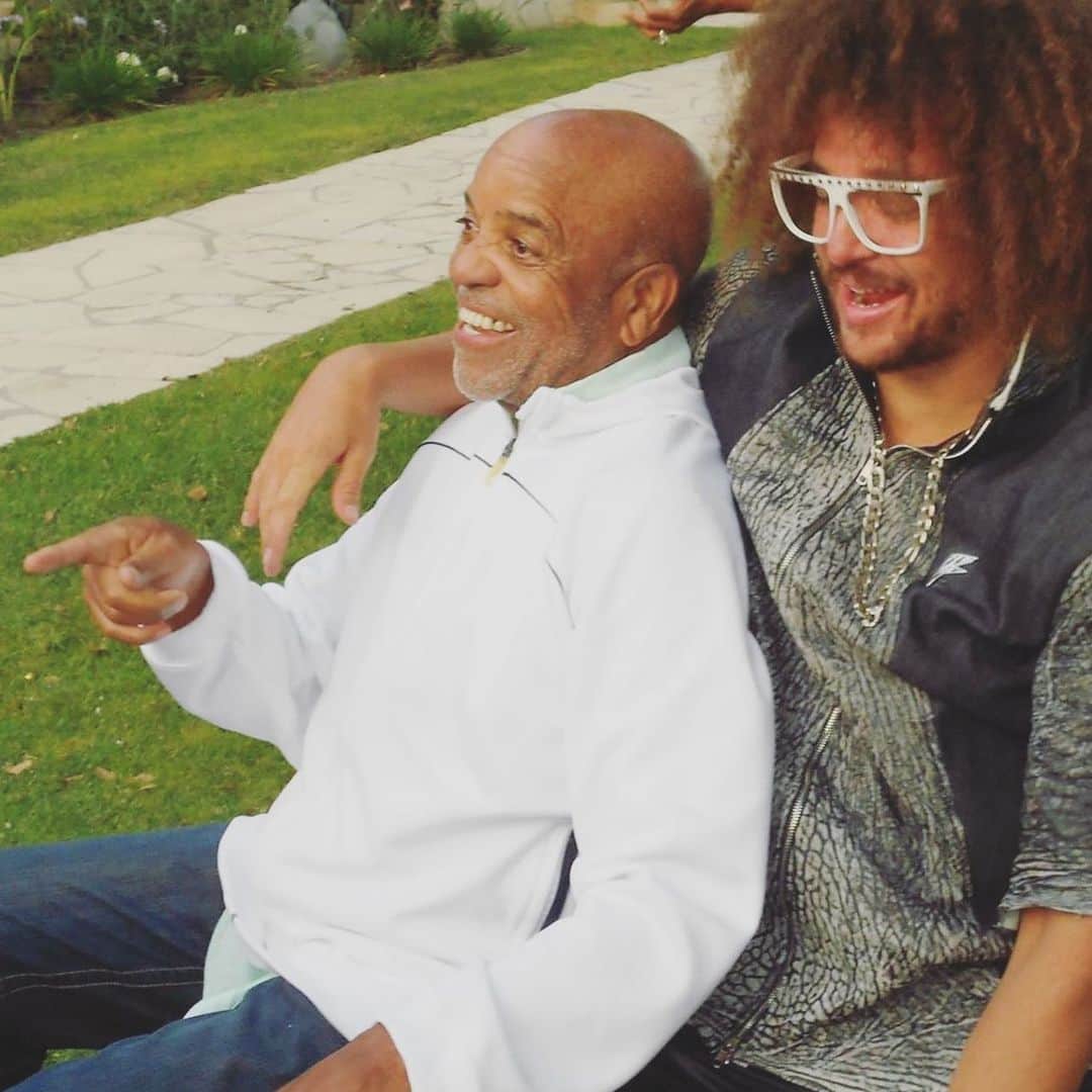 のインスタグラム：「Happy birthday DadFoo! Thank you for loving and teaching me! Have a wonderful day. Love StefFoo」