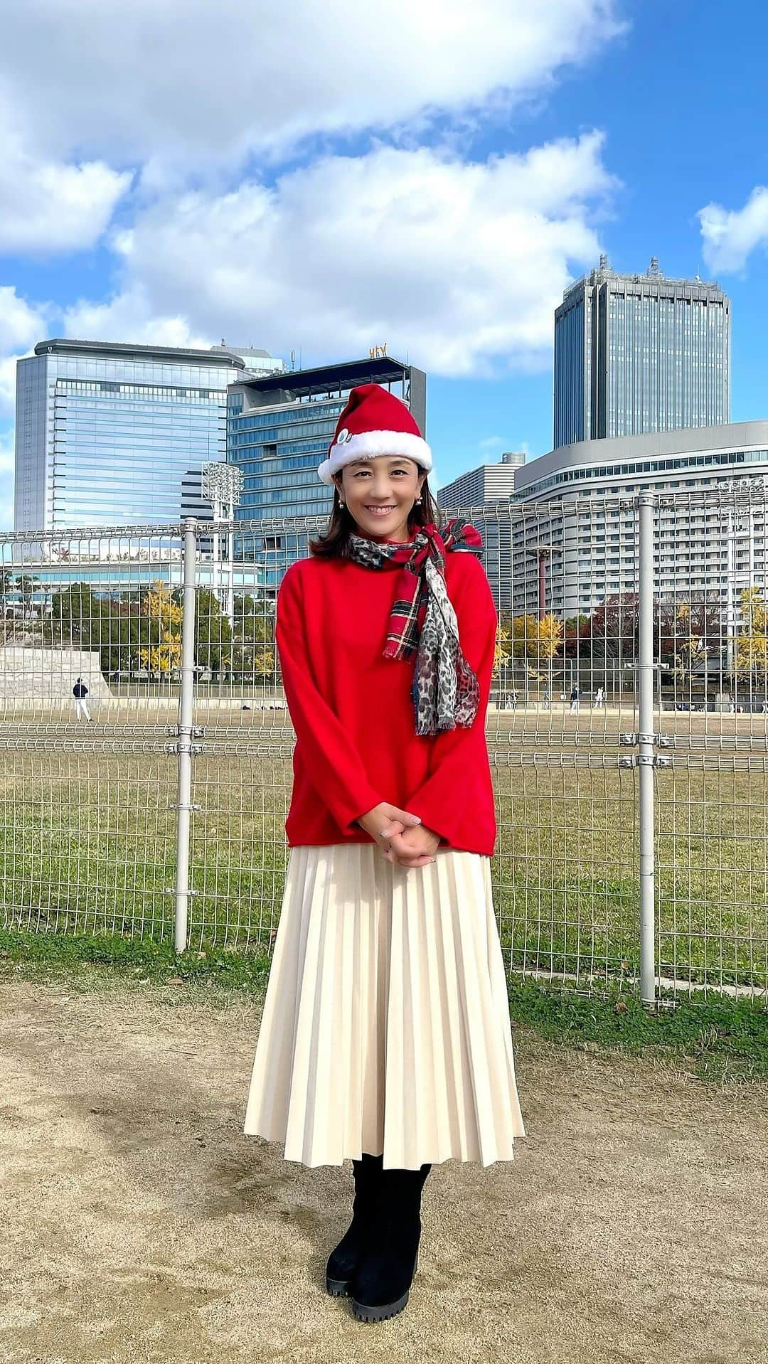 西田ひかるのインスタグラム：「#2022 #santarun #osaka」