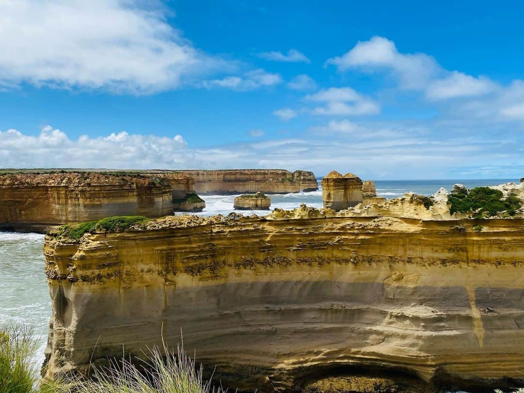 ユナ・デュフネさんのインスタグラム写真 - (ユナ・デュフネInstagram)「🇦🇺 Beacheeeeees 🌊 📍Ocean Grove 📍Port Campbell 📍Cap Otway 📍Apollo Bay  📍Wye River 📍Lorne  📍Torquay  . . . #Beach #South #Australia #Beautiful #Sea #Sun #Road #Amazing #Trip #View #surfparadise」11月29日 16時27分 - youna_d