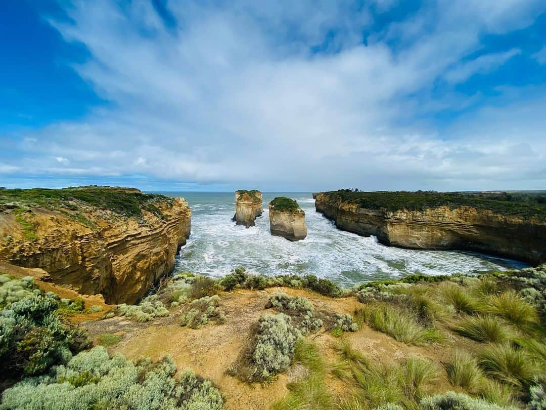 ユナ・デュフネさんのインスタグラム写真 - (ユナ・デュフネInstagram)「🇦🇺 Beacheeeeees 🌊 📍Ocean Grove 📍Port Campbell 📍Cap Otway 📍Apollo Bay  📍Wye River 📍Lorne  📍Torquay  . . . #Beach #South #Australia #Beautiful #Sea #Sun #Road #Amazing #Trip #View #surfparadise」11月29日 16時27分 - youna_d