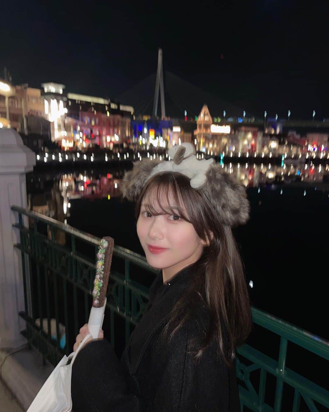 丸山蘭奈のインスタグラム：「クリスマスシーズンのユニバとっても綺麗だった🎄✨」