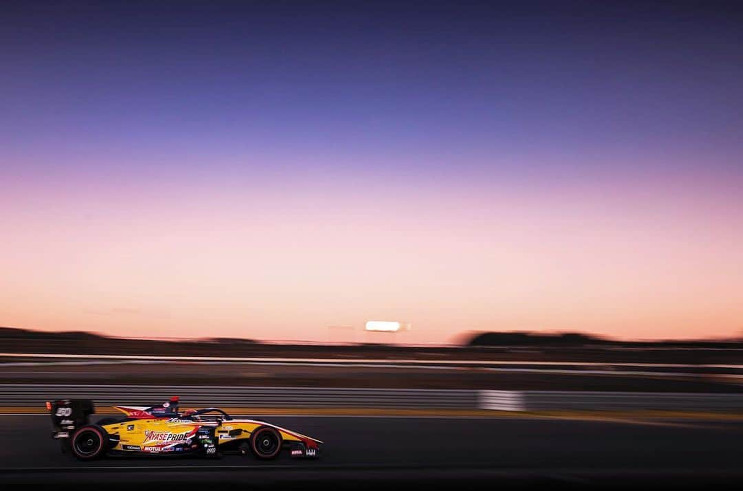 日比ゆりのインスタグラム：「✩  初流し撮り🏎💫  .」