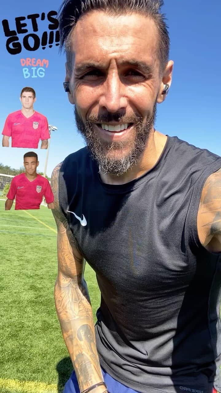 ジェフ・キャメロンのインスタグラム：「Best of luck to the lads today! Let’s go @usmnt !」