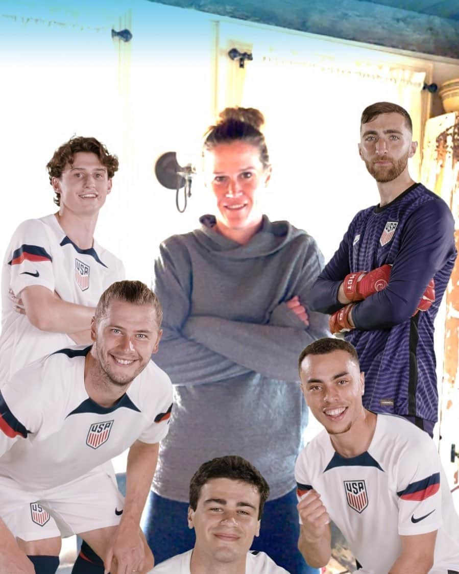 アリッサ・ナアーのインスタグラム：「Let’s goooo 🇺🇸I’m beyond excited to watch the @USMNT dominate in Qatar! If you’re watching from home, this is the perfect time to head over to http://pwtp.att.com/usmnt and show your support with @ATT’s new site. Join us in all the fun! #ATTAthlete」