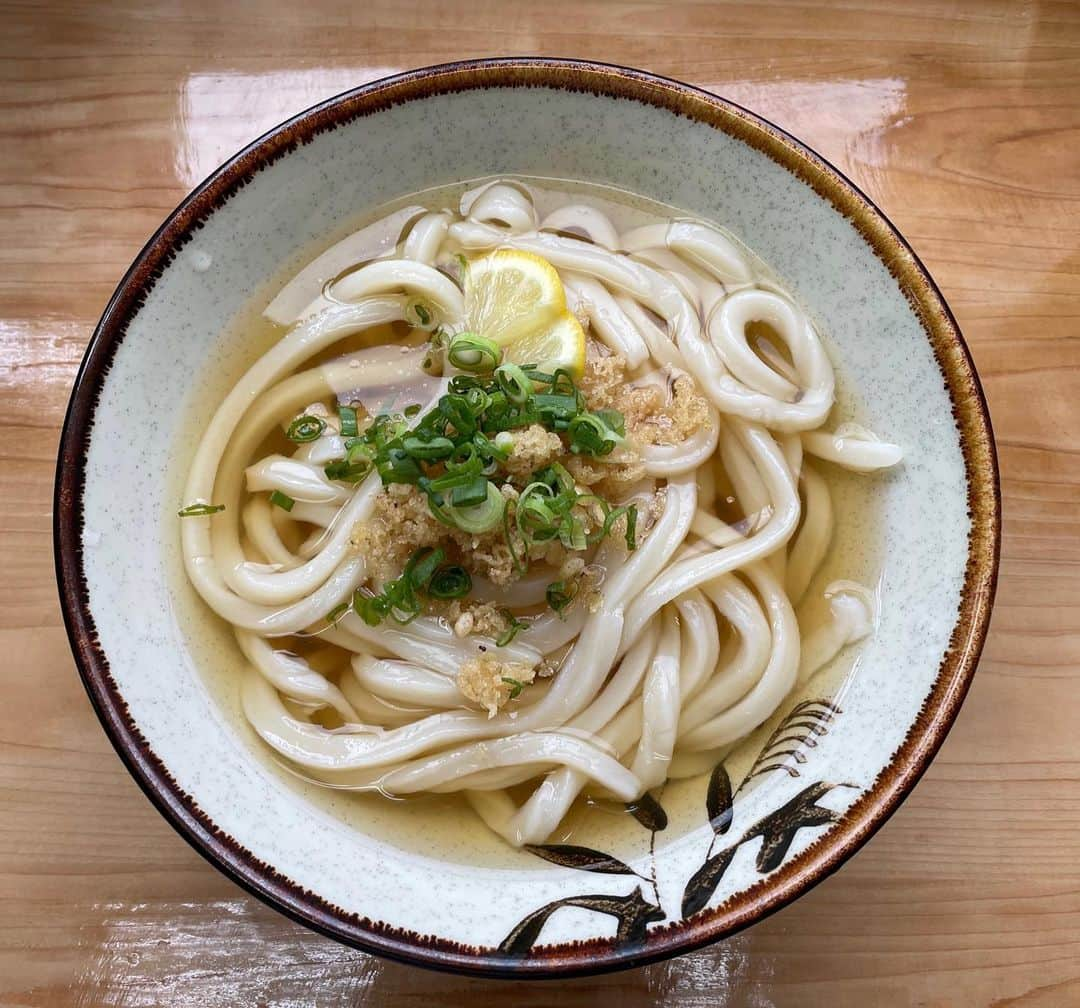 モリスのインスタグラム：「本日の成果  #上戸うどん  #手打ちうどんたくま  #手打ちうどん空 #燧のいりこは日本一  #うどん #饂飩 #UDON #香川 #香川県 #うどん県  #うどんツアー #うどん好き  #うどんレシピ  #うどん部  #うどん屋  #うどんスタグラム  #うどん巡り  #うどん県それだけじゃない香川県  #うどんインスタグラマー  #うどん大好き  #うどんランチ  #うどん弁当  #うどんmap  #うどん好きな人と繋がりたい  #うどん居酒屋  #うどん作り  #うどん箱太郎  #うどん狂い #うどん狂い山口 #山口正文の一口うどんツアー」