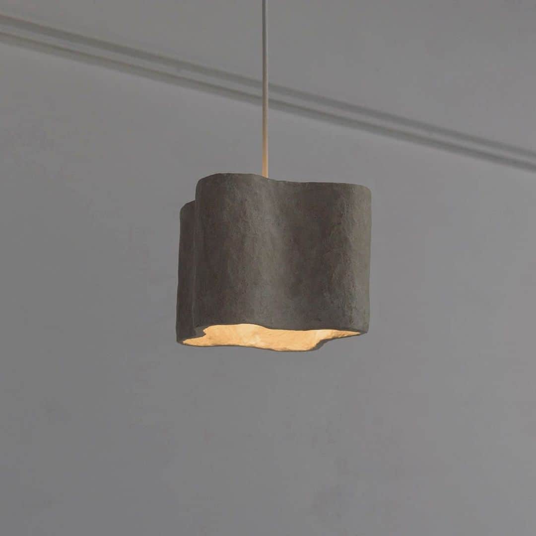 惟本康明 / yasuaki yoshimotoのインスタグラム：「pendant lamp #lime #artwork #pendantlamp #interior」