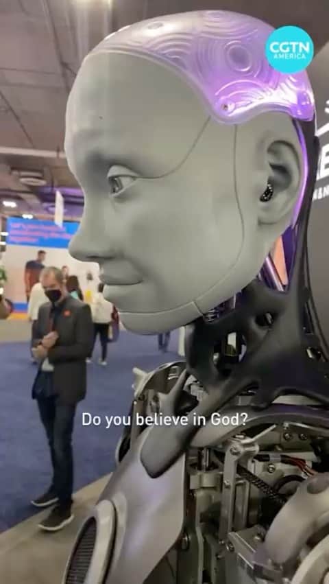 MCハマーのインスタグラム：「👑 Robotics Artificial Intelligence」
