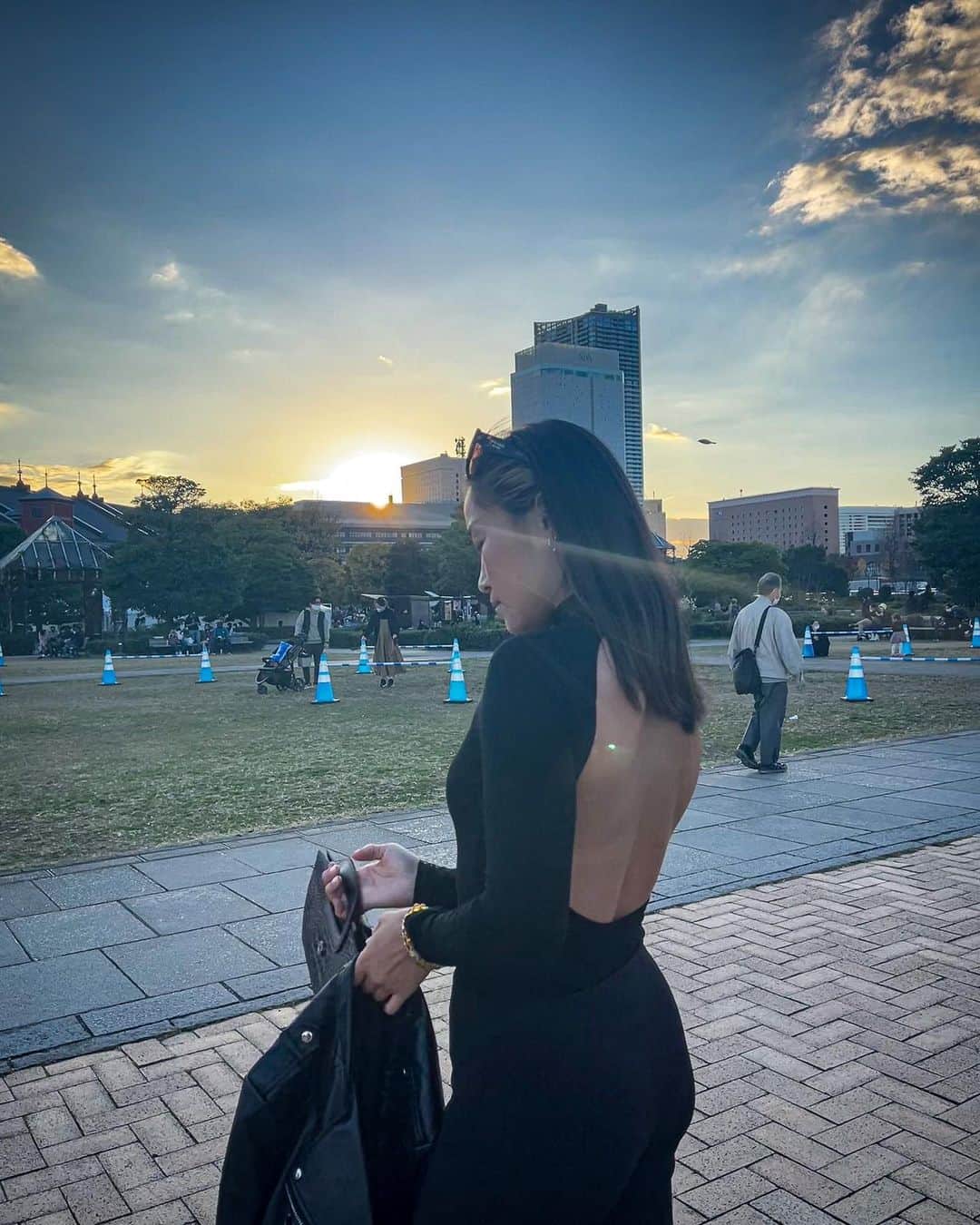 及川栞さんのインスタグラム写真 - (及川栞Instagram)「. FAV body suit🖤🖤🖤 @tsugumiw @tw2021twtw @prada   #fashion#favorite#beauty#strong#fitness#athlete#hockey#international#japan#sunset#bodysuit#tw#autumn#winter#iphone12promax#livephoto」11月30日 19時04分 - shihori.3