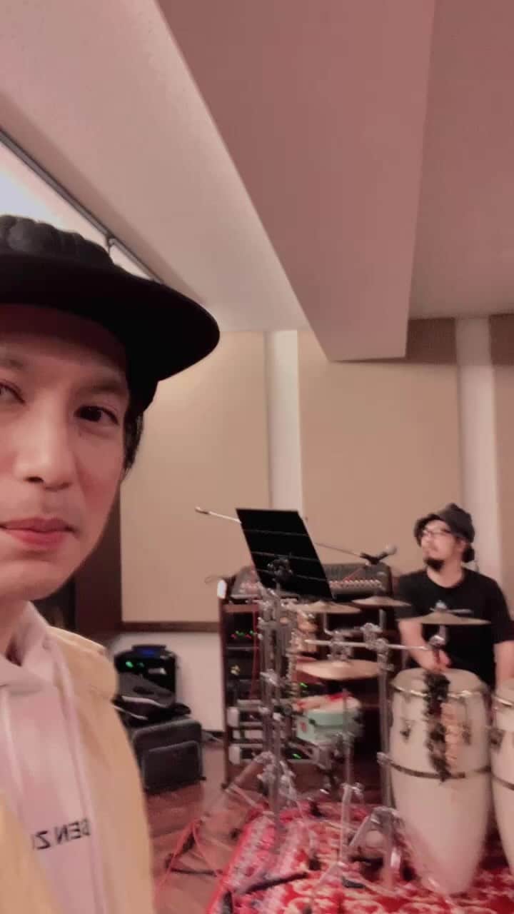 ダイスケのインスタグラム：「Acoustic Journeyリハ配信、のちほど消します！」