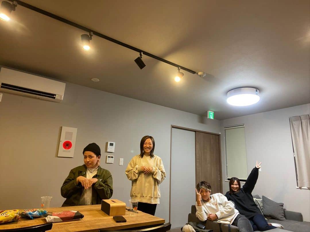 池田咲紀子さんのインスタグラム写真 - (池田咲紀子Instagram)「タノシカッタオモイデ。  〜大好きな貴方達との写真編〜  #三菱重工浦和レッズレディース  #お旅」11月30日 20時00分 - sakiko_ikeda_21