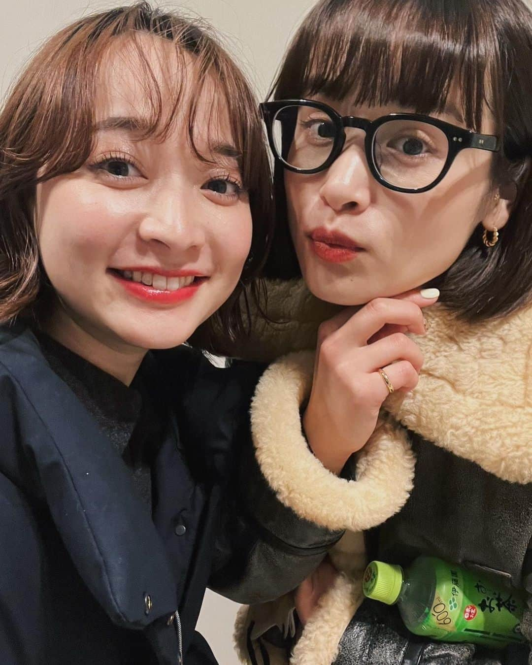 YUMIKO TANAHASHIのインスタグラム：「👭💛  『彼女とカフェに行ってきた』目線の写真を添えて。笑 #friends」