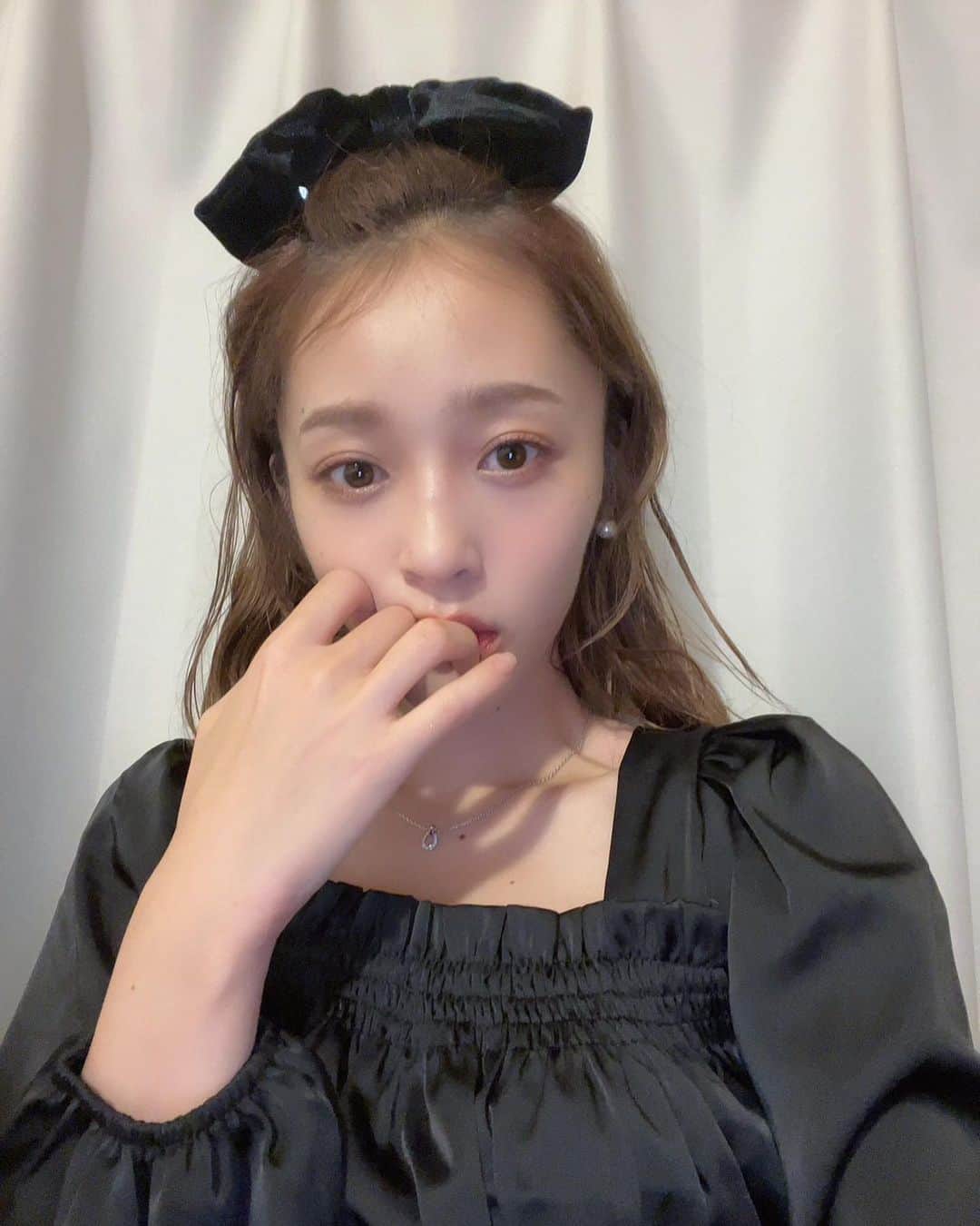 のインスタグラム：「りぼん🎀🖤」