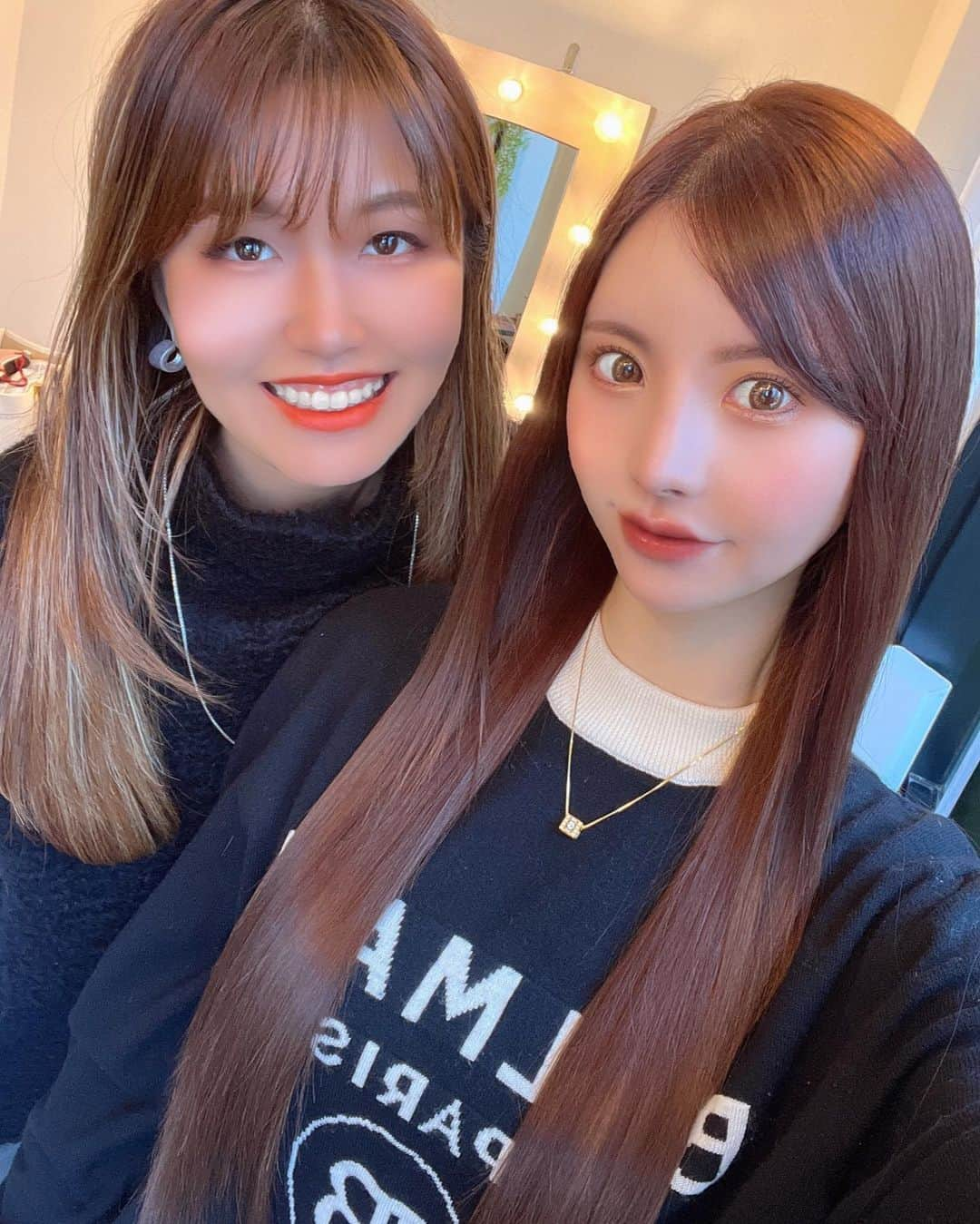 愛川みれいのインスタグラム：「美髪💇‍♀️💗  学生時代の友達であり グルメ友達でもある @chisaki_inoue ✂︎♥️  いつも可愛くしてくれてありがとう💋✨  #美容院#美髪#トリートメント #髪質改善#グルメ仲間#愛川みれい」