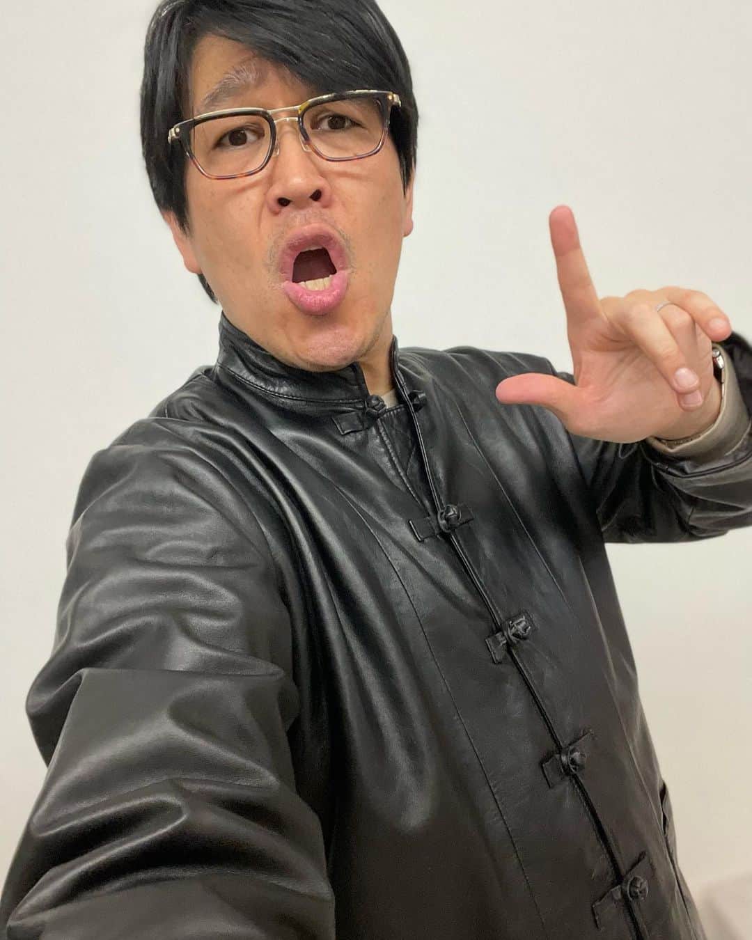 古坂大魔王さんのインスタグラム写真 - (古坂大魔王Instagram)「Yohjiのレザーチャイナ！マジ気に入った！」12月1日 10時15分 - kosakadaimaou
