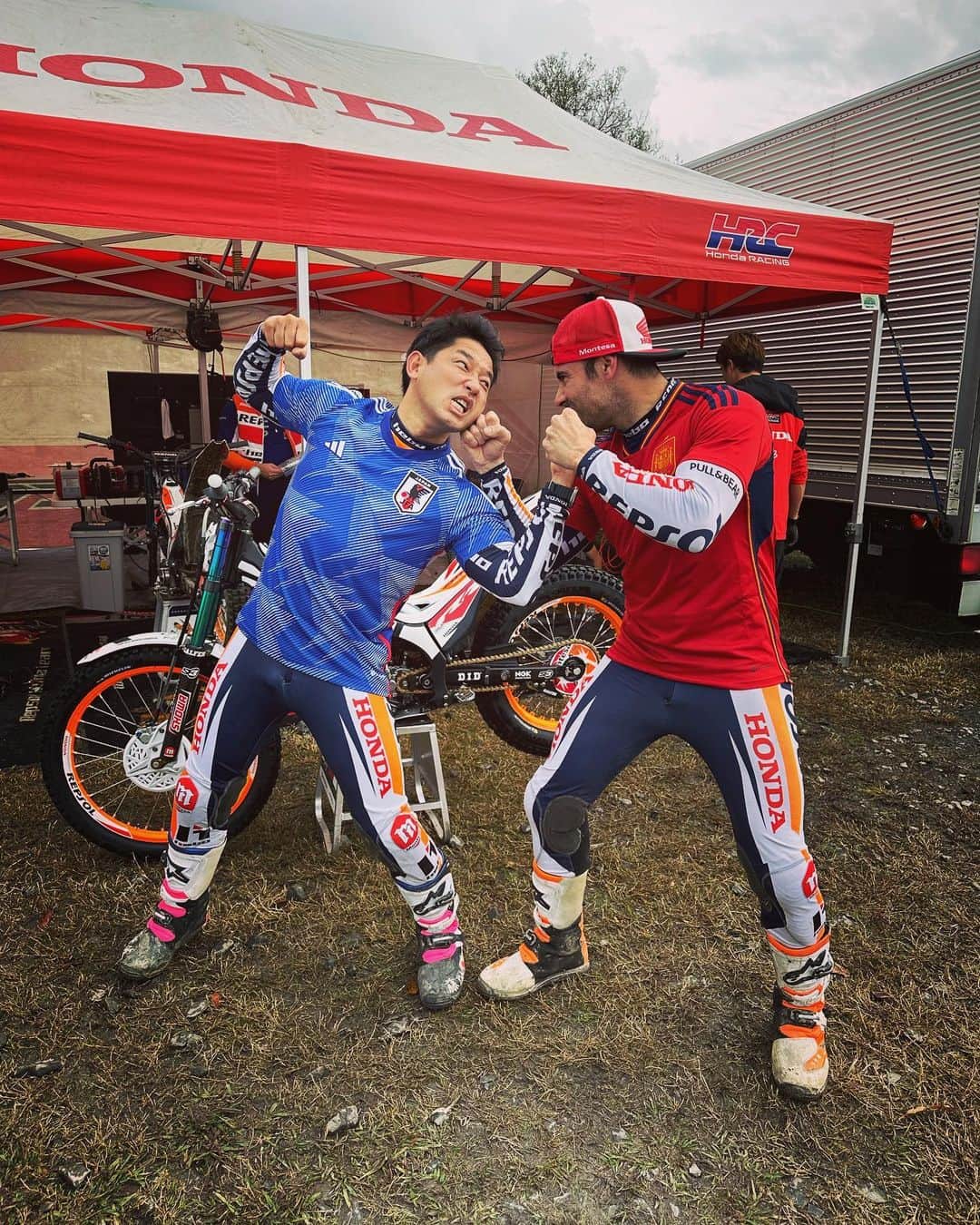 藤波貴久のインスタグラム：「2022 FIFA WORLD CUP 🇯🇵Japan vs 🇪🇸Spain #fight #vs #japan #spain」