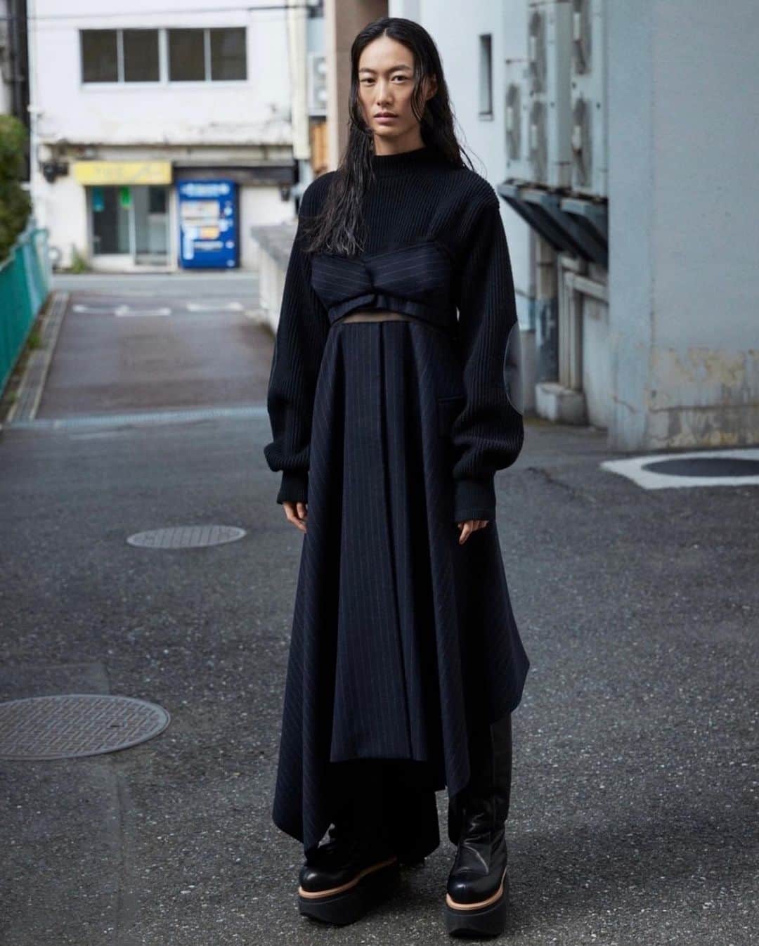Yusuke Saekiのインスタグラム：「#Repost @doverstreetmarketnewyork ・・・ sacai Women's FW22 collection new arrivals now available at Dover Street Market New York and on the DSMNY E-SHOP. Click the link in bio to shop.⁠ ⁠ @sacaiofficial⁠ ⁠ Photo @yusukemiyazaki⁠ Talent @shupeicute⁠ Make Up @yusukesaeki⁠ Hair @akiz_akiz」