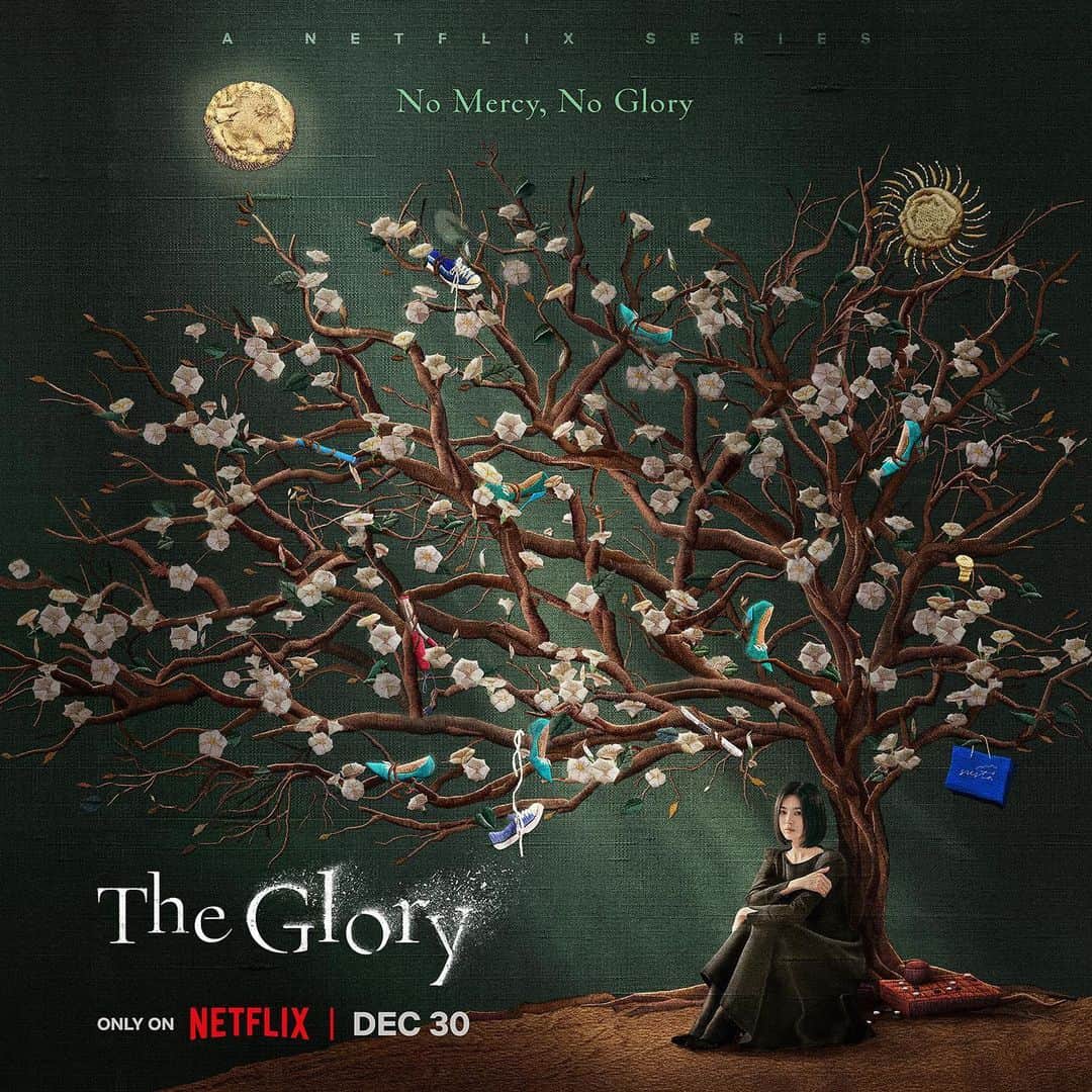 ソン・ヘギョさんのインスタグラム写真 - (ソン・ヘギョInstagram)「The Glory  📷 @mokjungwook」12月1日 12時45分 - kyo1122