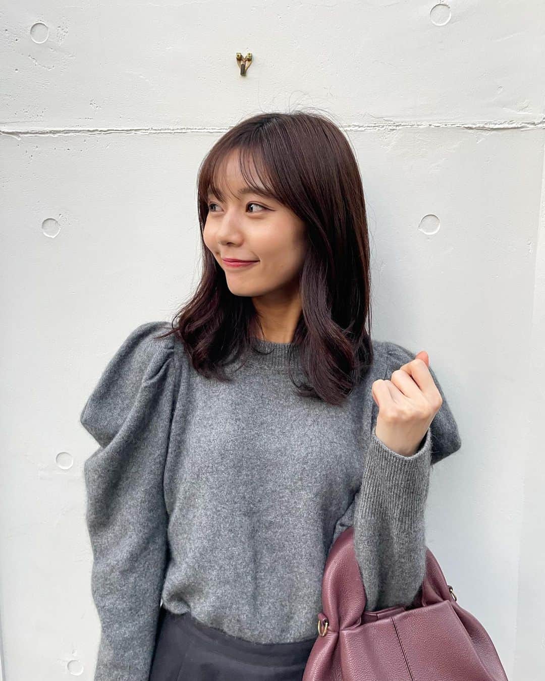 杉浦みずきのインスタグラム：「. YouTubeでも紹介したお気に入りニット❤︎ 購入品紹介の動画見てね😉」