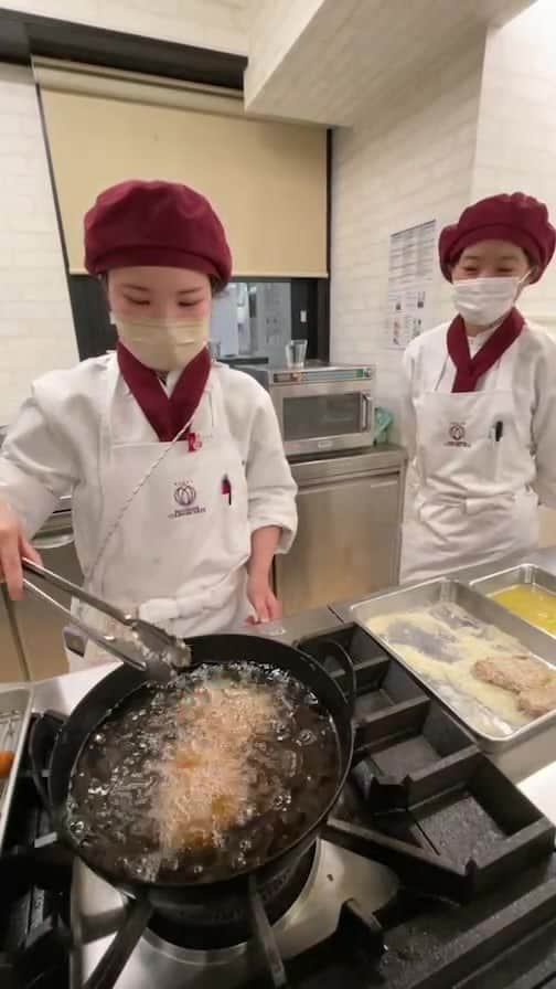 大阪キャリナリー製菓調理専門学校のインスタグラム