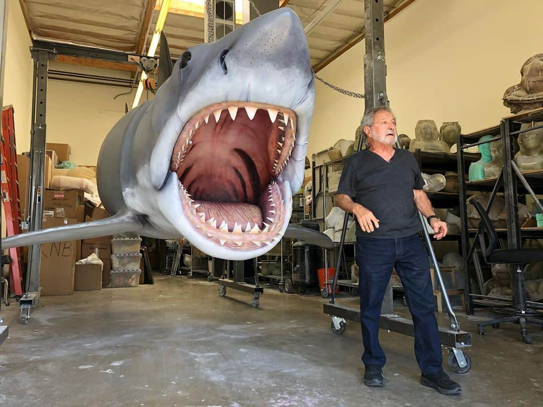 グレゴリー・ニコテロのインスタグラム：「Some very cool folks are doing a documentary on my friend Joe Alves (brilliant production designer on JAWS, ESCAPE FROM NEW YORK and CLOSE ENCOUNTERS OF THE THIRD KIND.  A true inspiration to millions of film makers indeed.  Go to kickstarter at https://www.kickstarter.com/projects/jamiebenning/not-your-average-joe-0 and check it out #joealves #jaws #escapefromnewyork #closeencountersofthethirdkind」