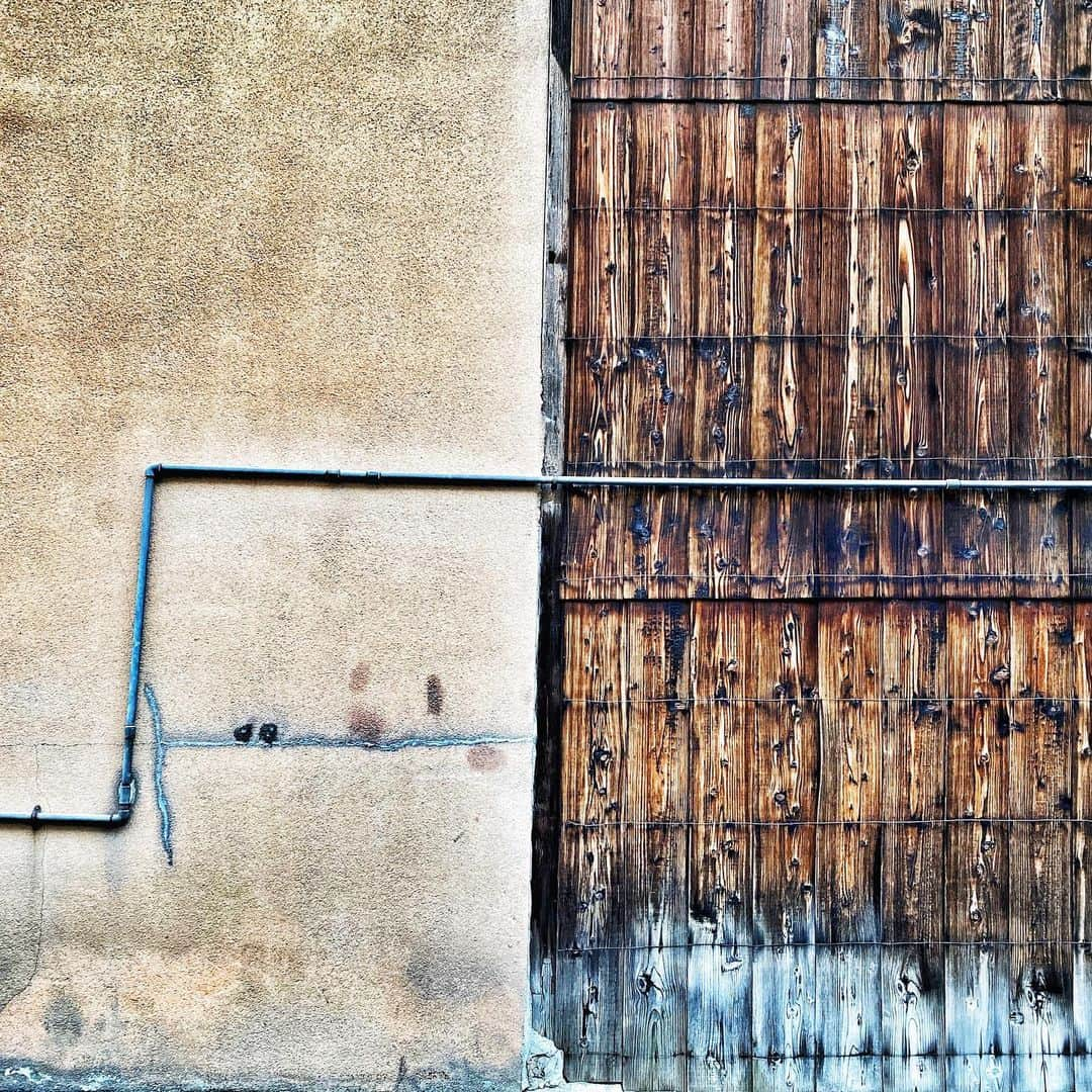 Yasuhito Shigakiさんのインスタグラム写真 - (Yasuhito ShigakiInstagram)「. . The wall . . Kyoto, Japan. . #PR . ▼gooblogにてブログ更新、#マルシェル 出品中！！ https://blog.goo.ne.jp/neijin0218/e/06bd57e487ce4964d22d41c18b9fad3c」12月1日 21時29分 - neijin0218