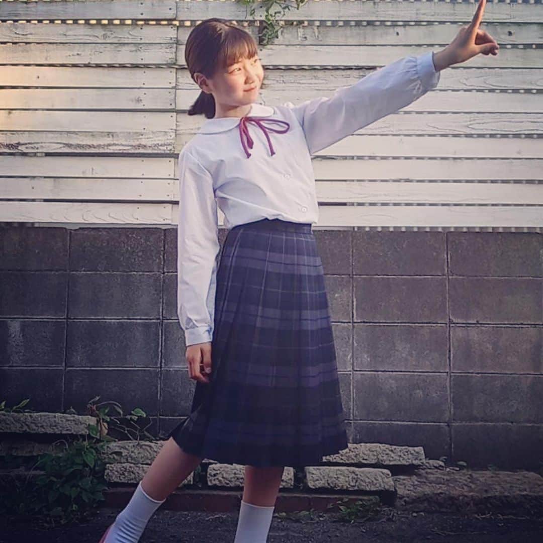 のインスタグラム：「💿 🎉第60回#ギャラクシー賞 受賞作品となりました 夜ドラ『あなたのブツが、ここに』📦 DVDの発売が決定しました📀 本日より予約開始しております☝️  発売日は2023年2月24日✨ 特典映像や特製ブックレットなど盛り沢山のようです👏 何度でも見ていただけたら嬉しいです☺︎  #あなたのブツがここに  #あなブツ 📦 #山崎咲妃 役 #毎田暖乃  #ルート」