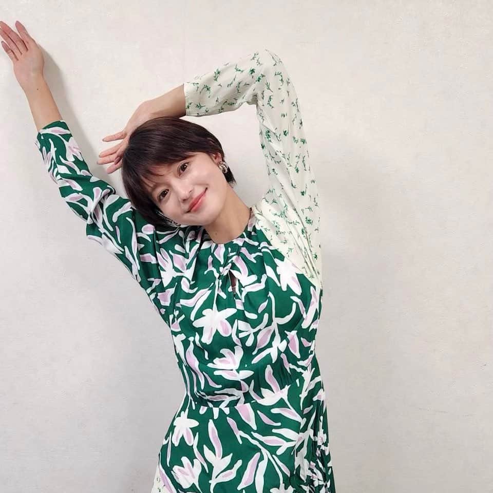 小林涼子のグルメインスタ