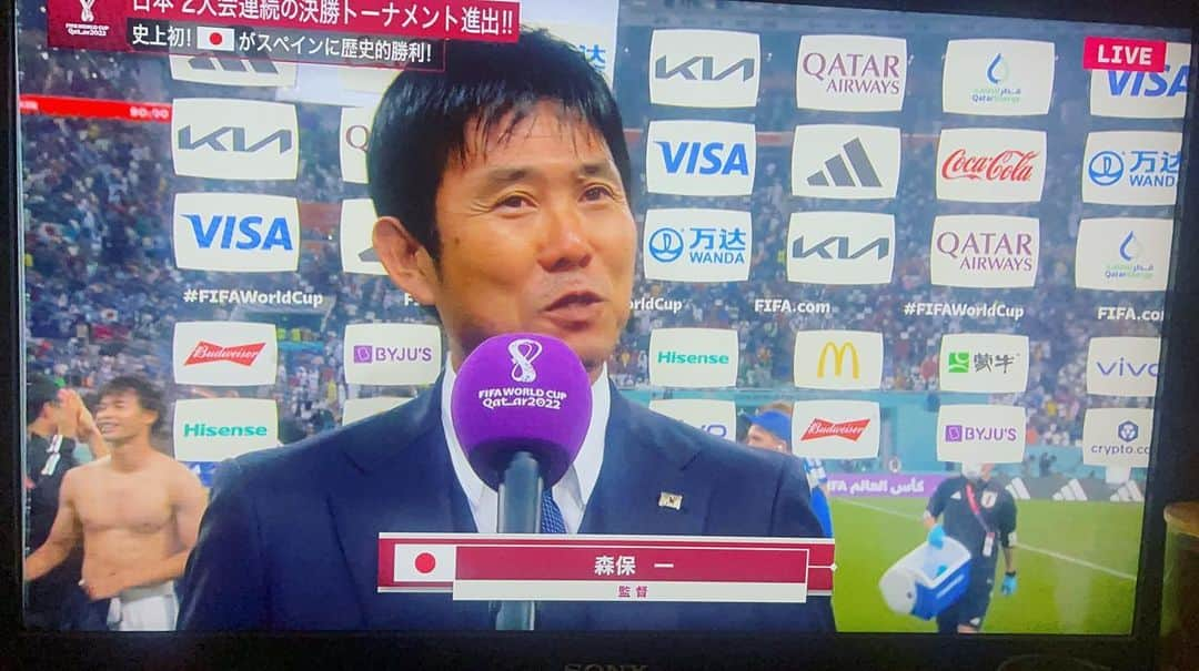 鈴木ゆまさんのインスタグラム写真 - (鈴木ゆまInstagram)「ありがとう日本🇯🇵🇯🇵🇯🇵  #japanfootball #ドーハの歓喜  #一瞬の奇跡は緻密な細部」12月2日 6時45分 - yumayuma728