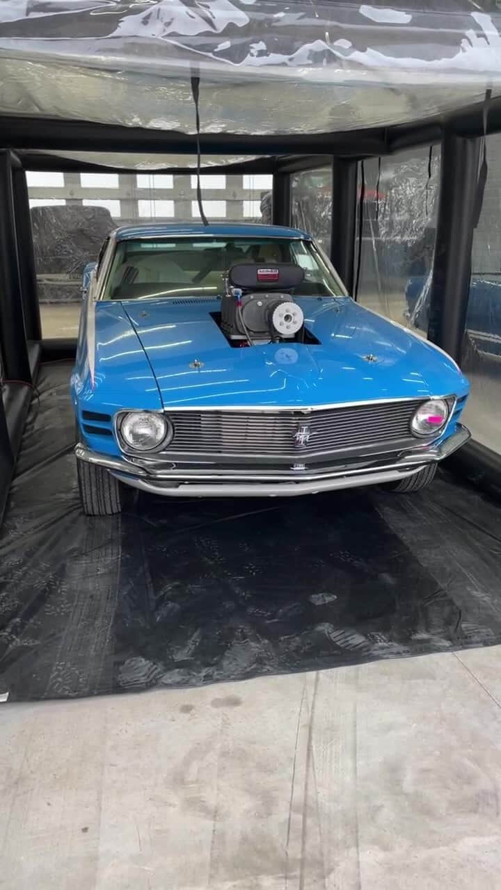 ビル・ゴールドバーグのインスタグラム：「Boss 429 mustang dubbed the LAWMAN is home where it belongs!!!!!!」