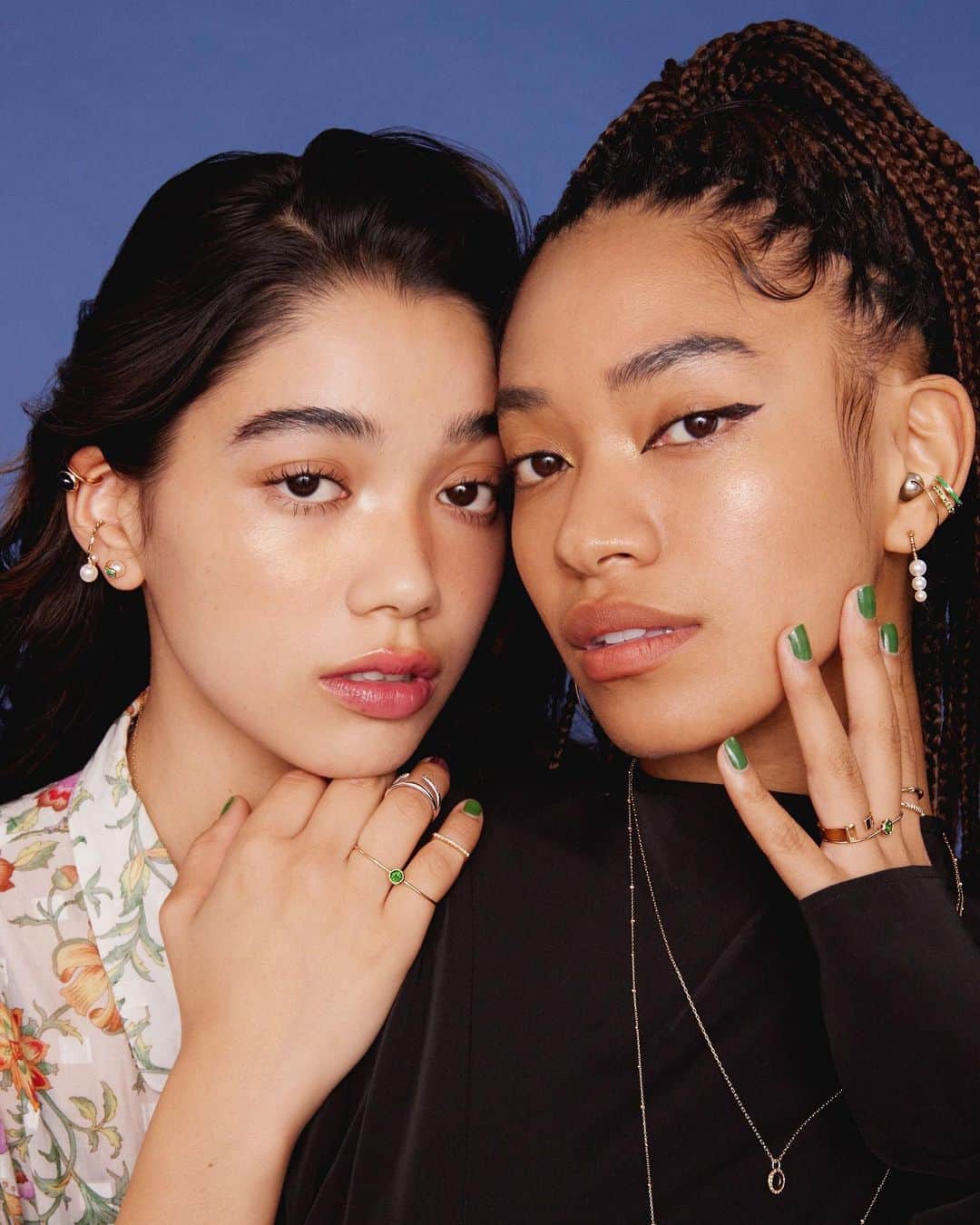 Mayuriのインスタグラム：「@voguegirljapan  with@slammin_sakura 💚💚」