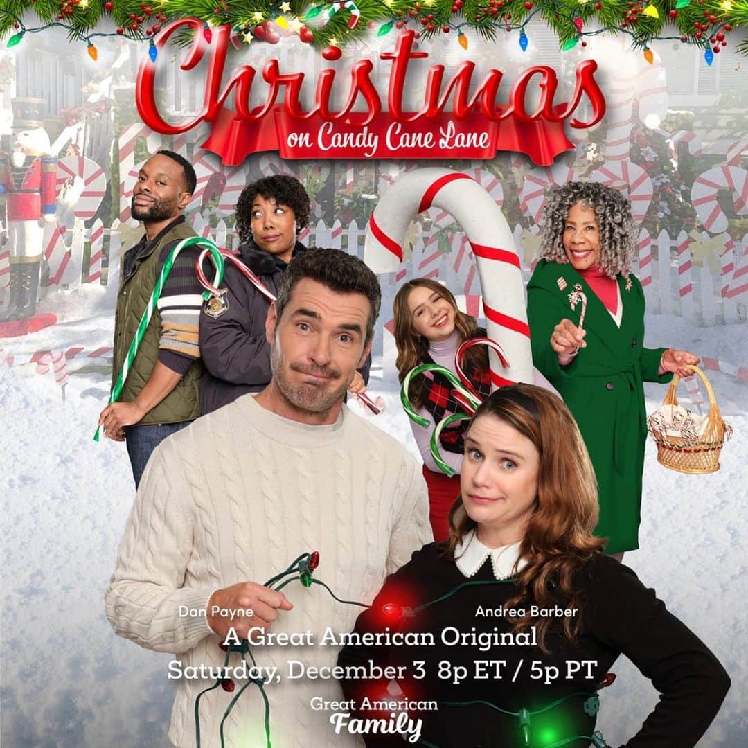 アンドリア・バーバーのインスタグラム：「Can’t wait for you to watch this incredible cast and all of our funny shenanigans on CHRISTMAS ON CANDY CANE LANE! Saturday, December 3rd on @gactv! 🎄🤶🏻🍬 @actordanpayne @kerensa_cooper @misskatreynolds @onlinedevon @bjharrisonartist @austintrapp Directed by the fabulous @christiewillwolf ❤️💚❤️💚」