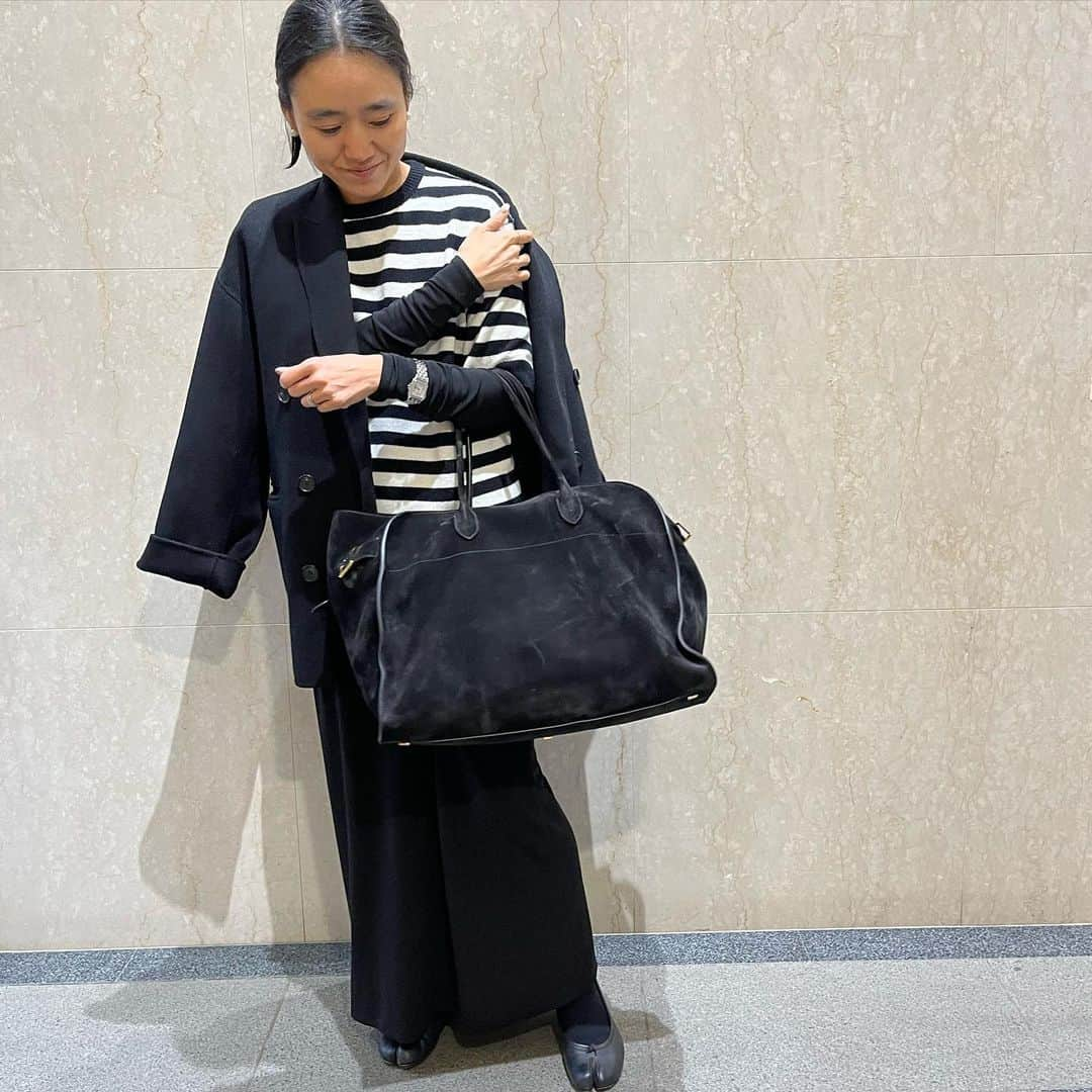 金子綾さんのインスタグラム写真 - (金子綾Instagram)「today's... #ootd  #akcloset   ワンピにニット重ね着♡ やっと金曜日🍻」12月2日 18時26分 - ayaaa0707